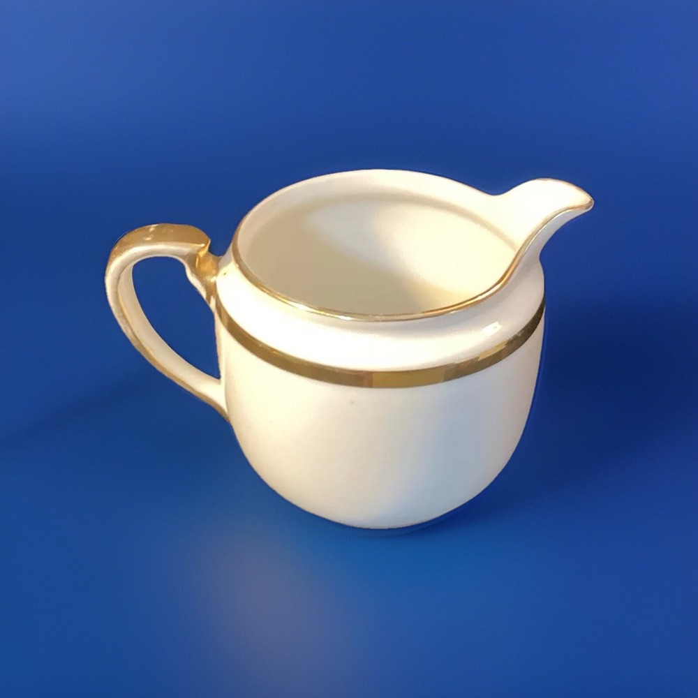 Vintage Noritake Japan Creamer Pitcher‎ Hand Painted Gold Rim Collectible
